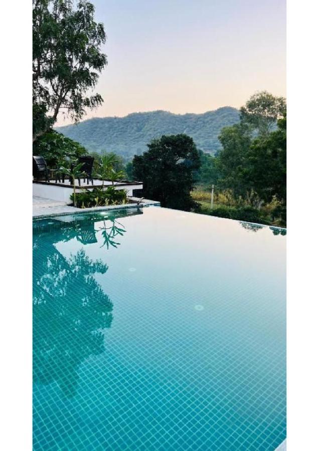 Lake City Villa Udaipur Eksteriør bilde